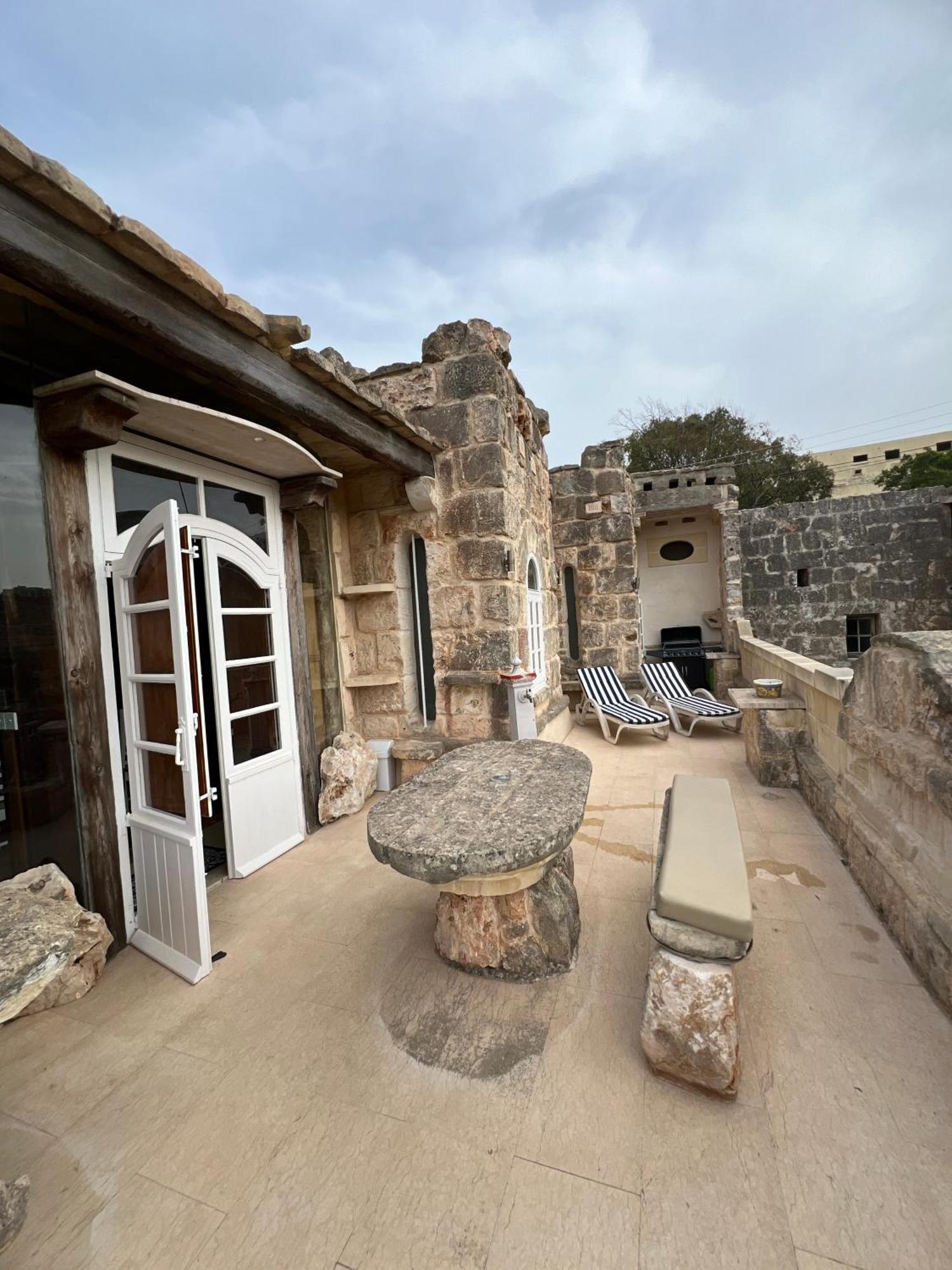 Traditional Maltese Home By Ma Properties St. Paul's Bay Buitenkant foto