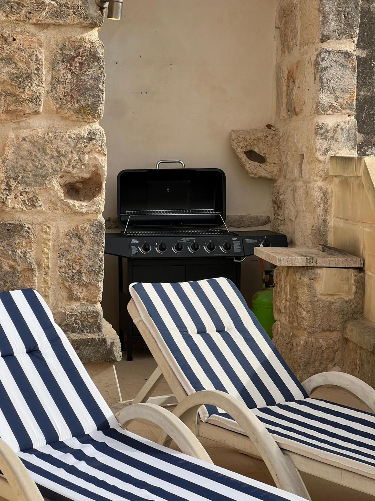 Traditional Maltese Home By Ma Properties St. Paul's Bay Buitenkant foto