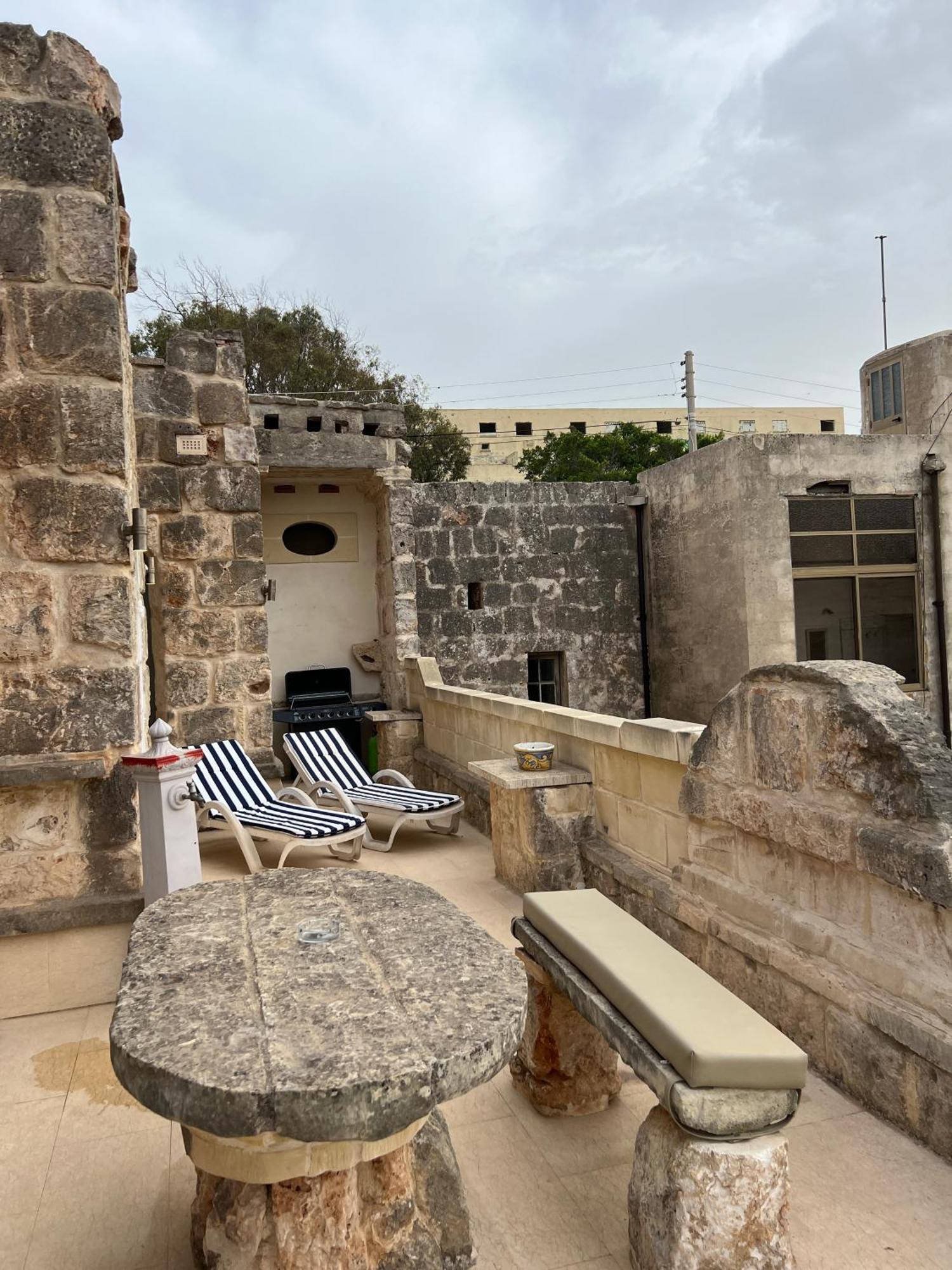 Traditional Maltese Home By Ma Properties St. Paul's Bay Buitenkant foto